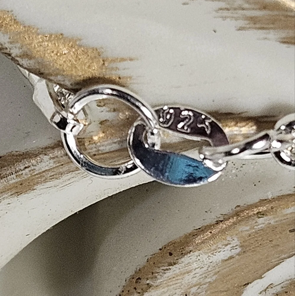 Roman Pendant & Sterling Silver Chain - Picture 6 of 7